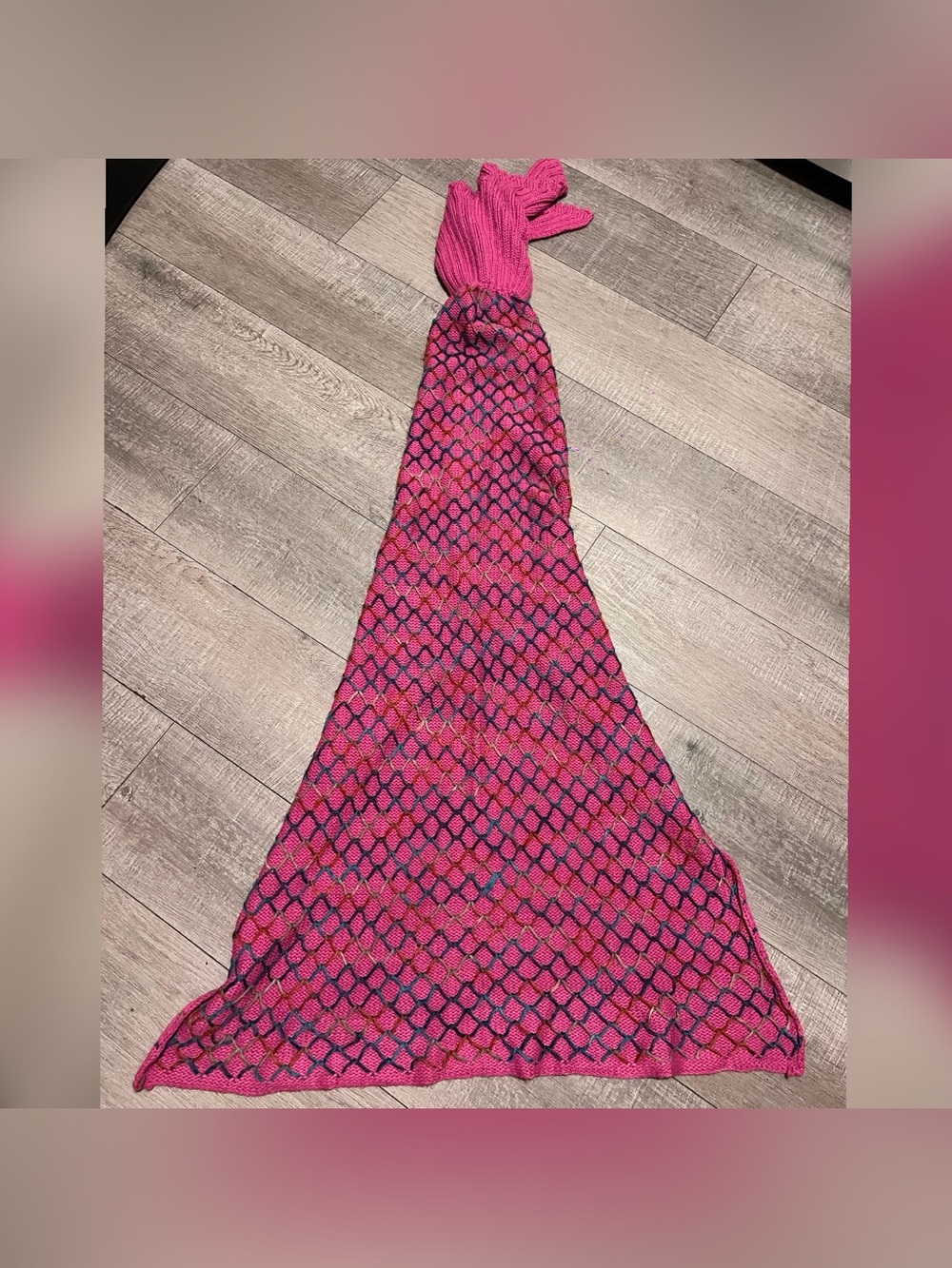 MERMAID TAIL Handmade
KNIT Lattice BLANKET Pink Cozy Cabin Costume